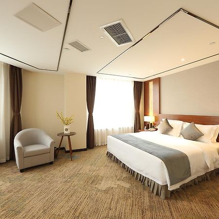 Zhi Hui Tang Feng Ze Hotel Csengtu Kültér fotó