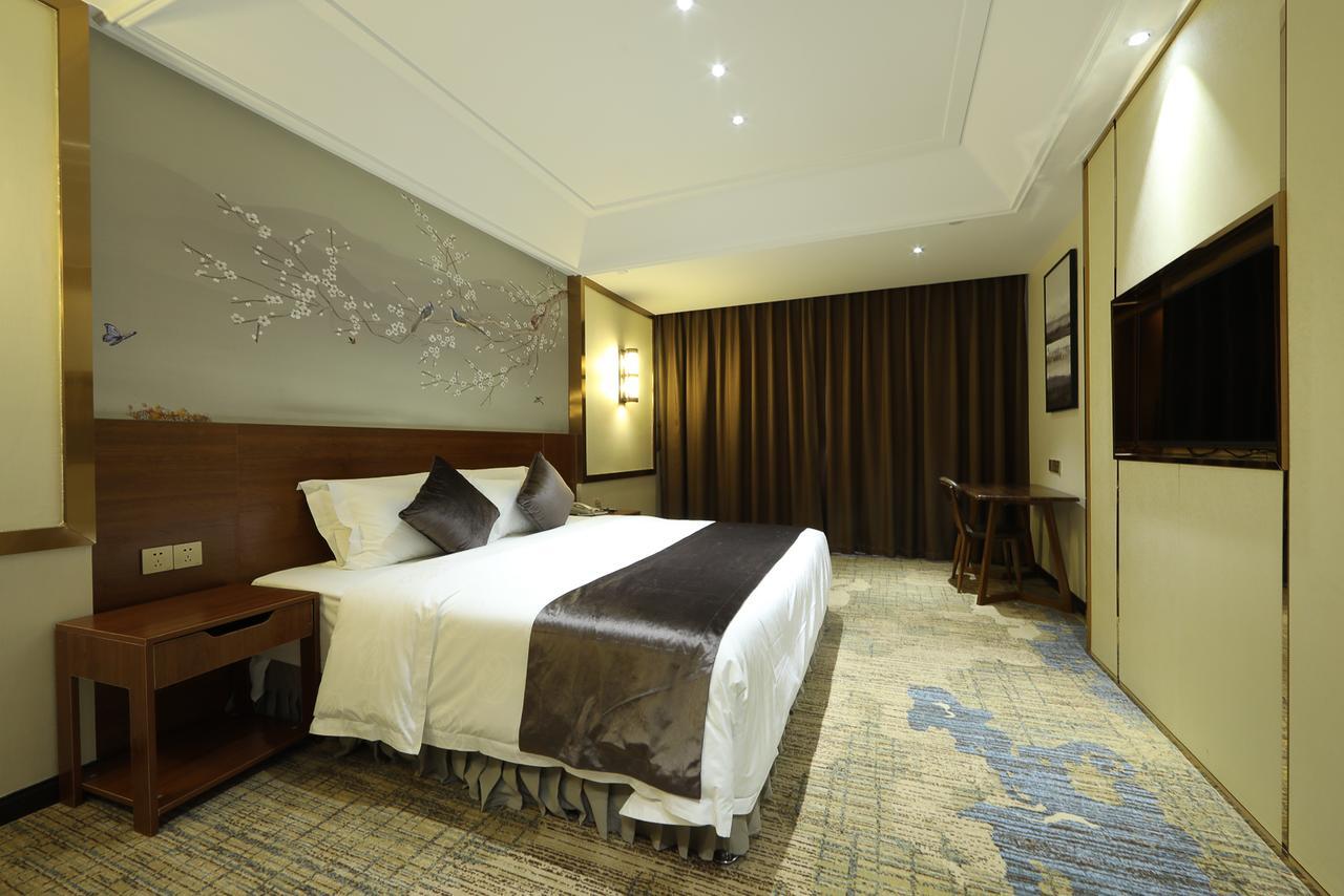 Zhi Hui Tang Feng Ze Hotel Csengtu Kültér fotó