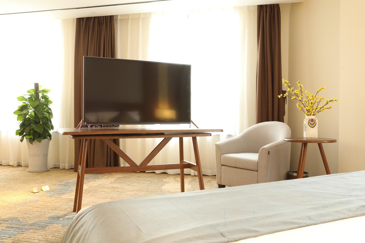 Zhi Hui Tang Feng Ze Hotel Csengtu Kültér fotó