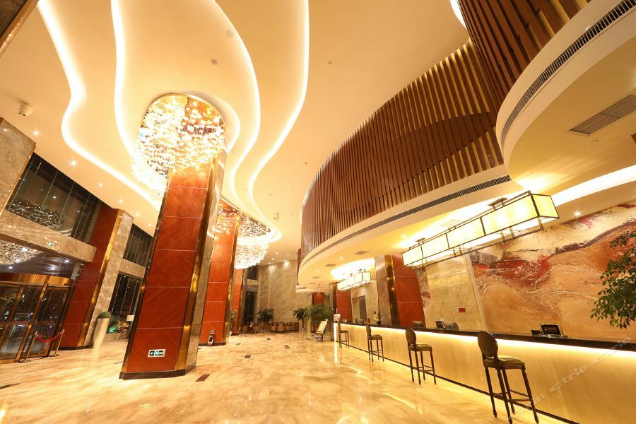 Zhi Hui Tang Feng Ze Hotel Csengtu Kültér fotó