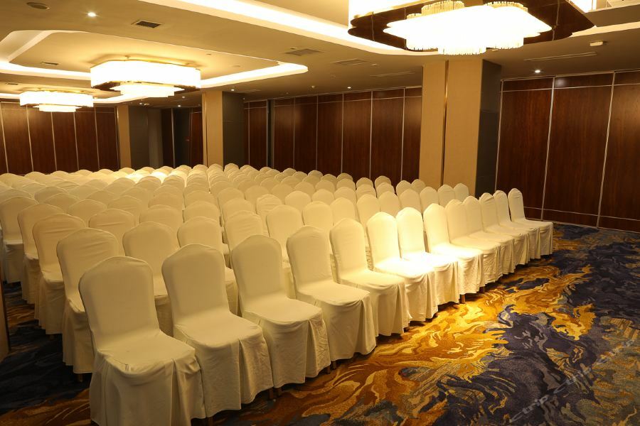 Zhi Hui Tang Feng Ze Hotel Csengtu Kültér fotó